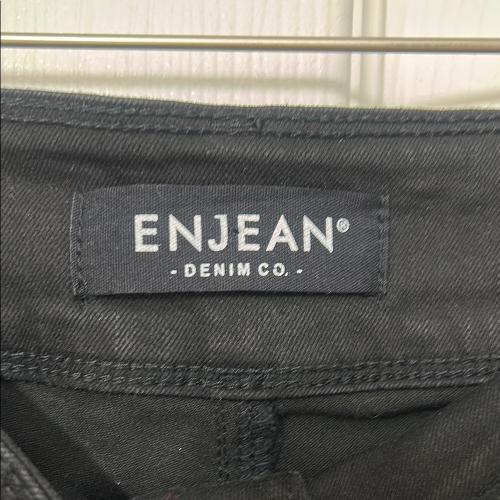 Skinny Jeans - Picture 2 of 4